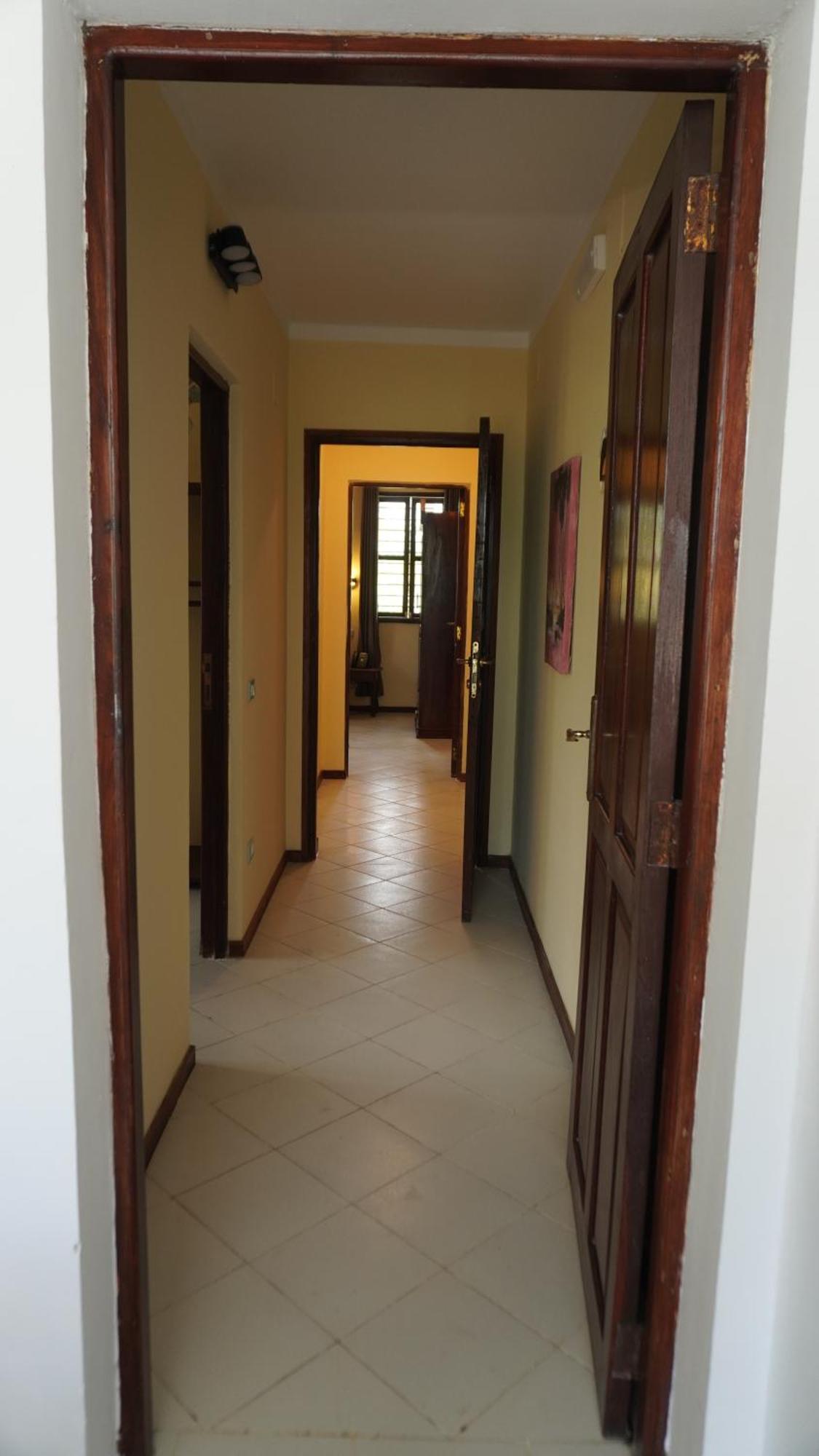 Black Stone Hotel 4*